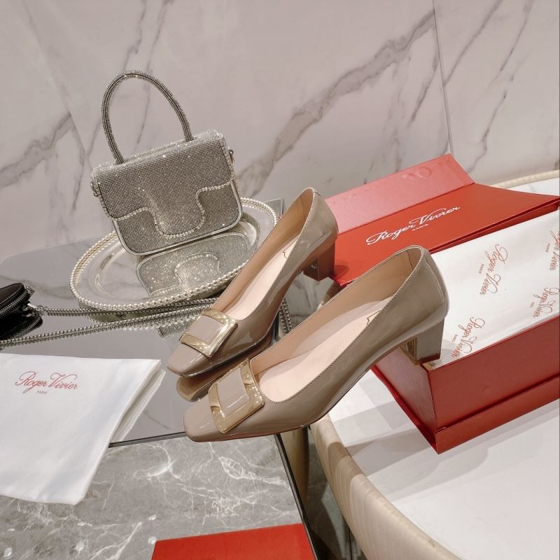 Roger Vivier flat shoes